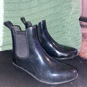 TARGET ANKLE BOOTS